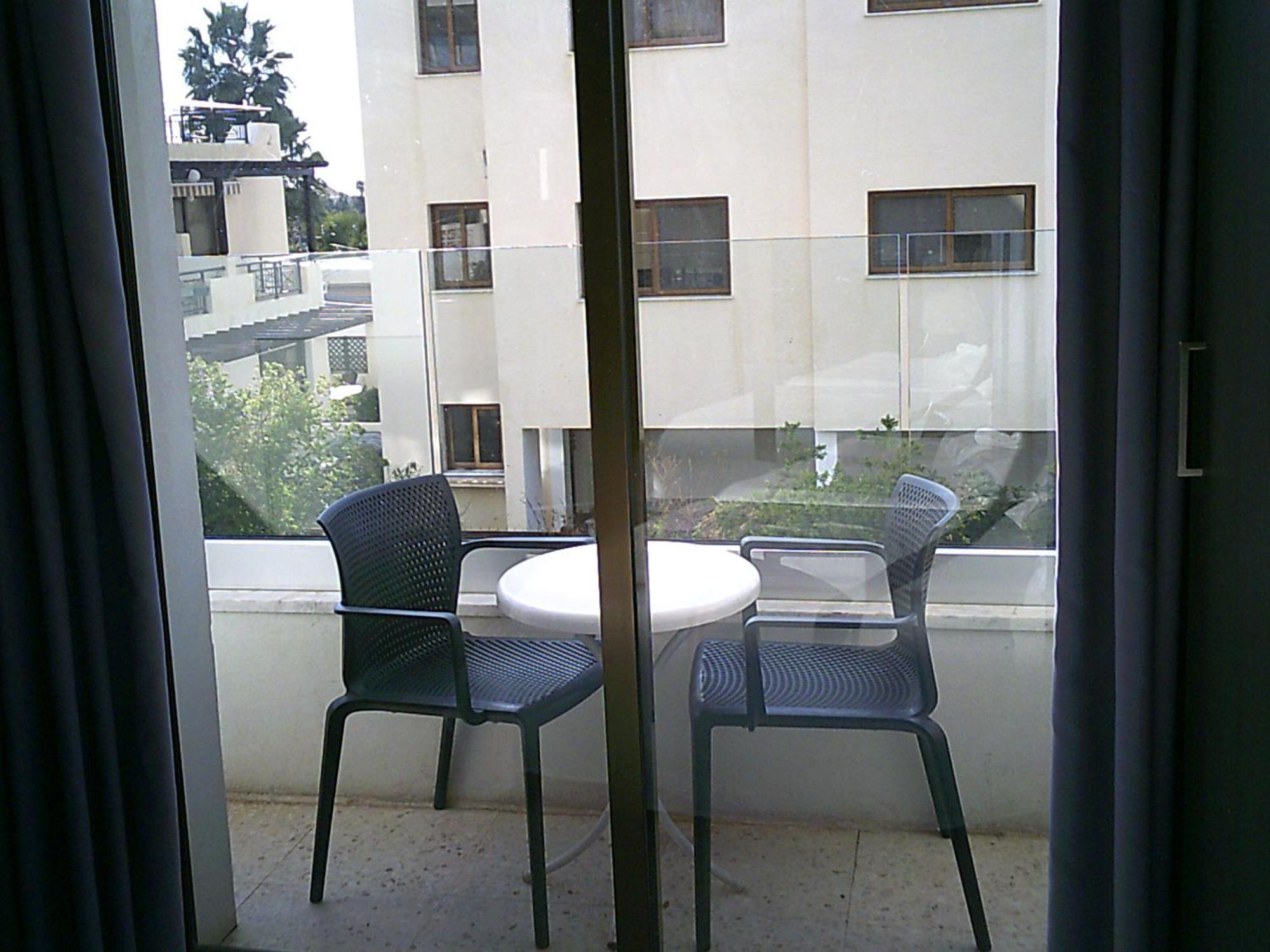 Panklitos Tourist Apartments Paphos ภายนอก รูปภาพ