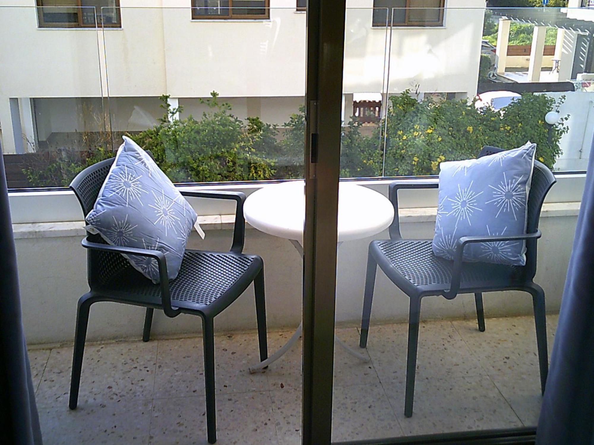 Panklitos Tourist Apartments Paphos ภายนอก รูปภาพ