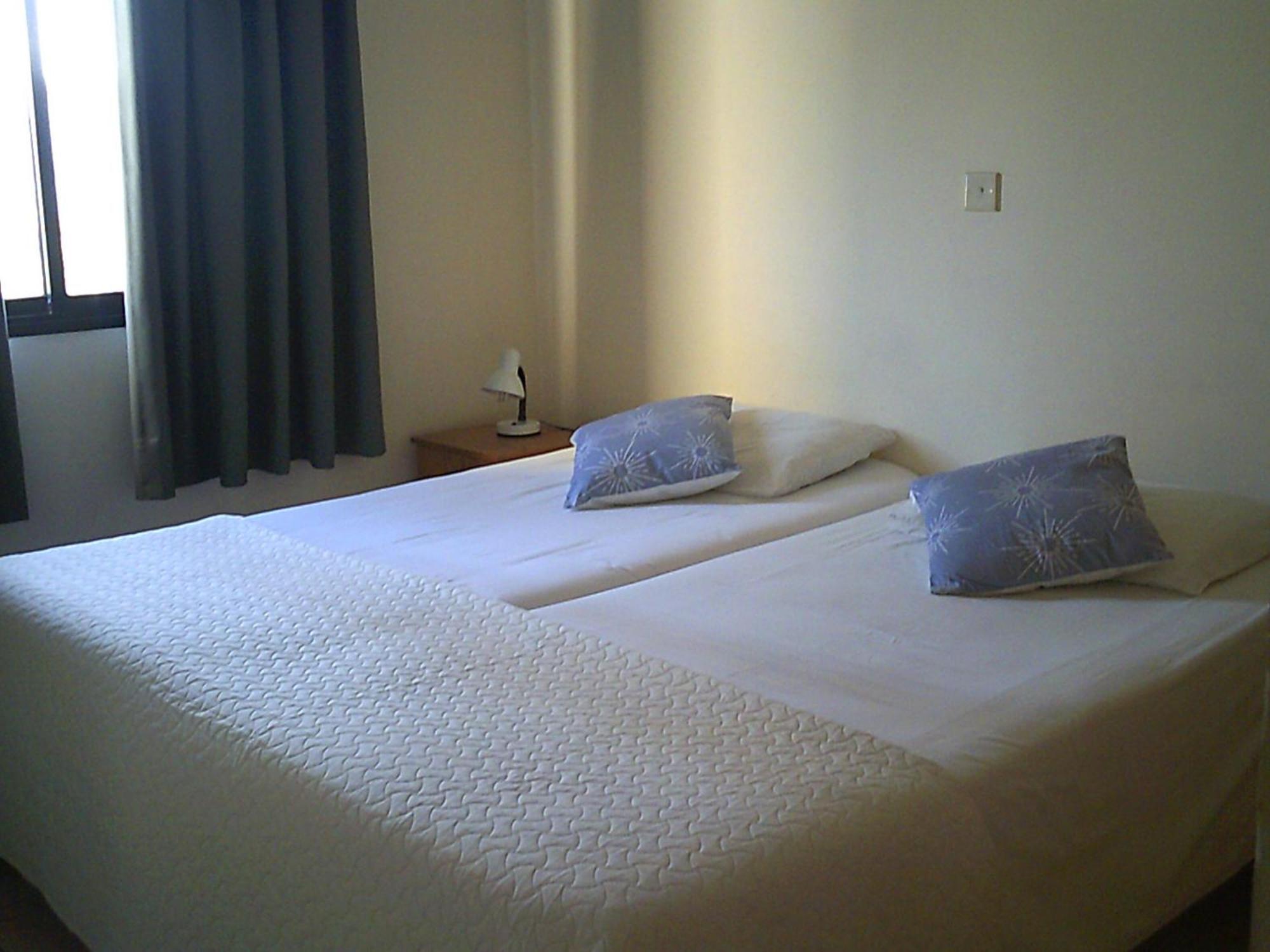Panklitos Tourist Apartments Paphos ภายนอก รูปภาพ