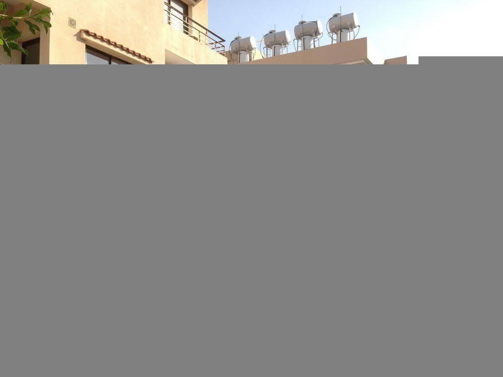 Panklitos Tourist Apartments Paphos ภายนอก รูปภาพ